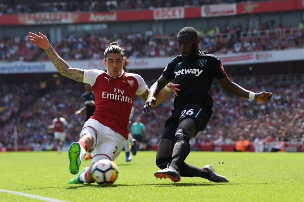 屡屡在战术 屡屡在战术