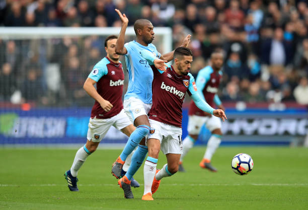 队在比赛中 队在比赛中