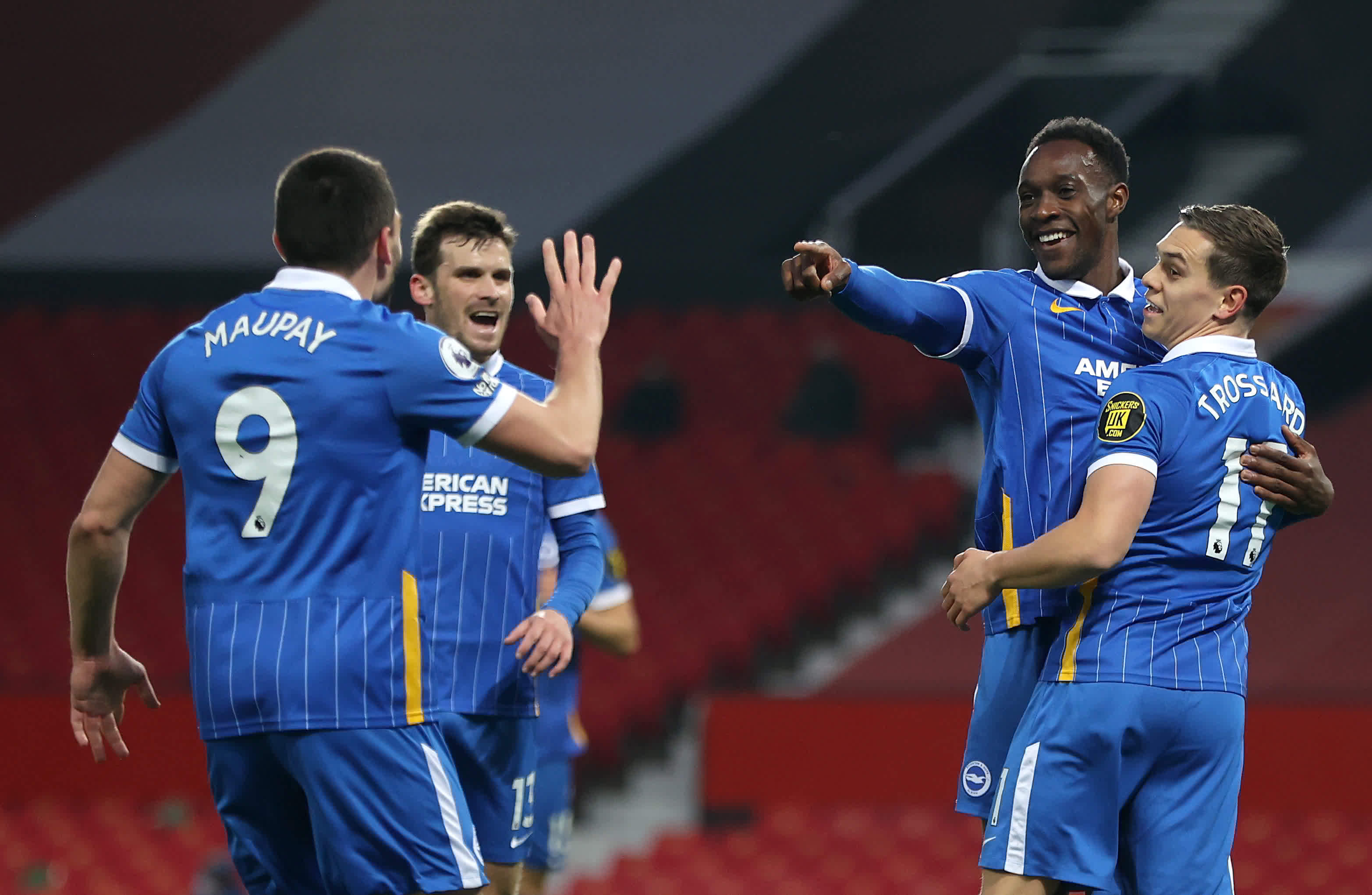 但他尊重并 但他尊重并